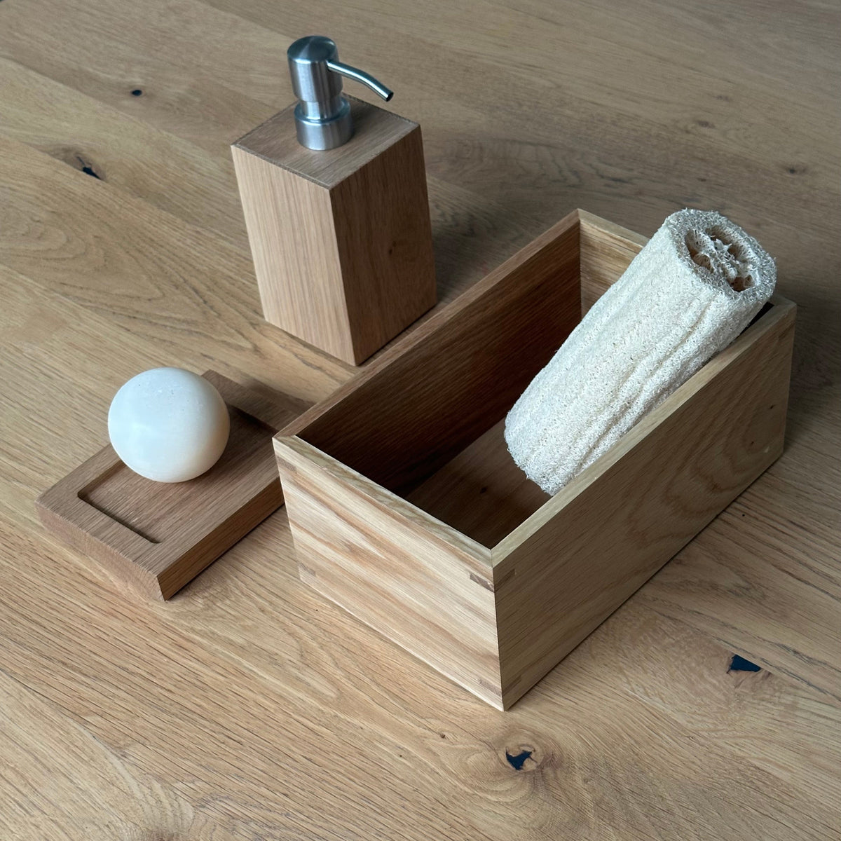 mezza soap dish - oak