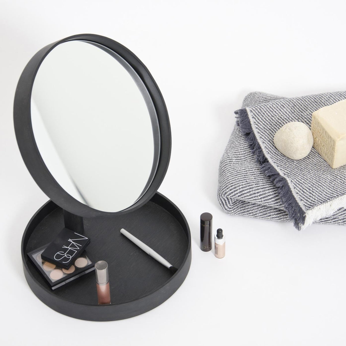 magnify mirror look - dark oak