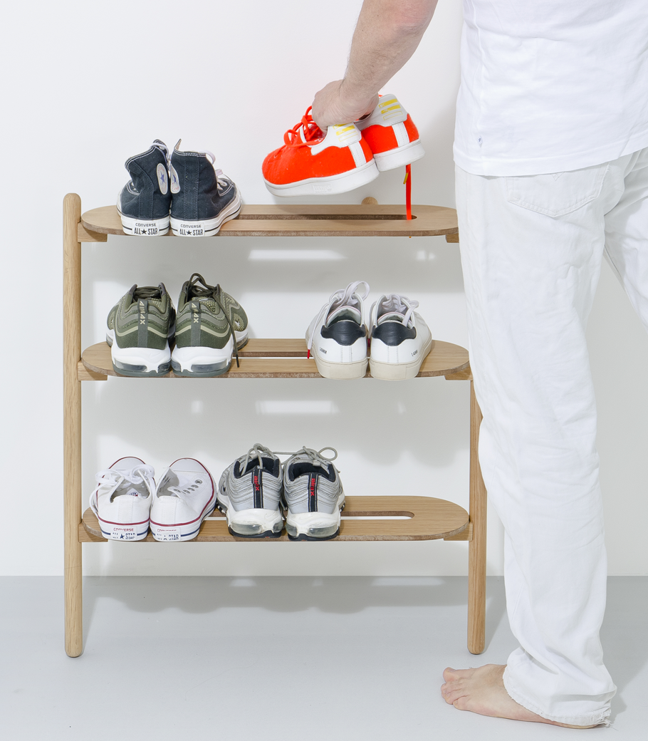 Shoe rack made from oak