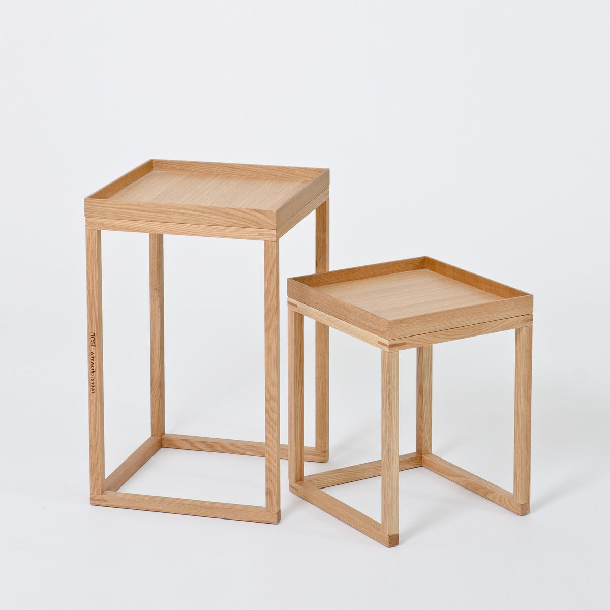 Side tables 'Nest' oak 