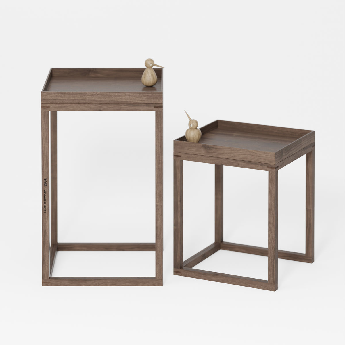 Side tables 'Nest' walnut