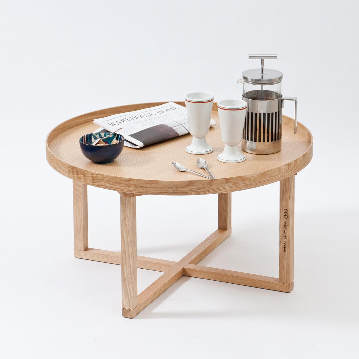 round table 66D - oak