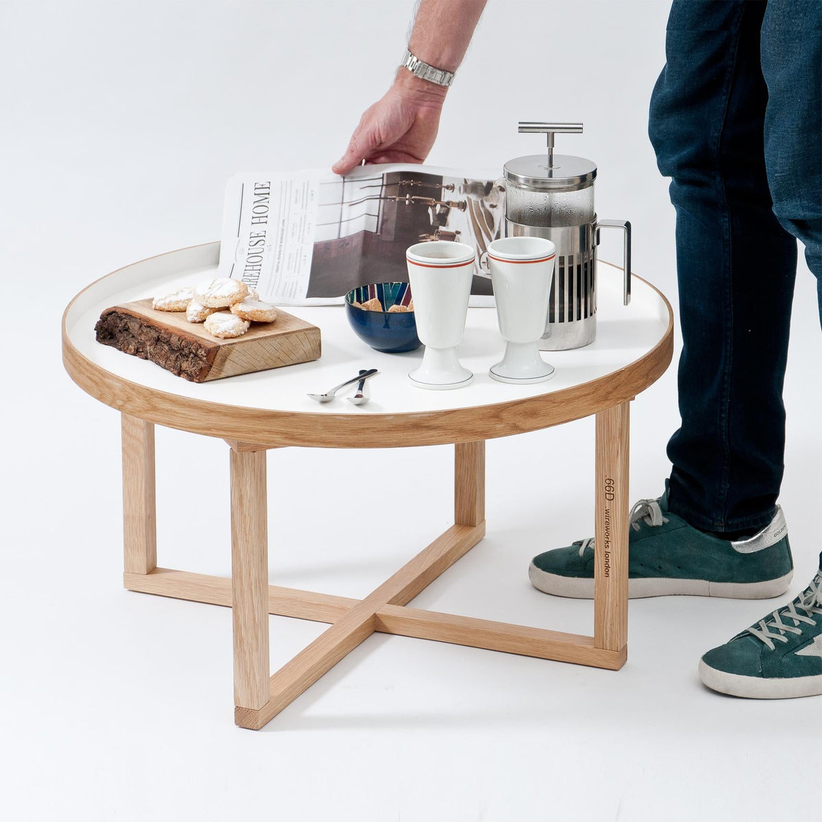 round table 66D - white