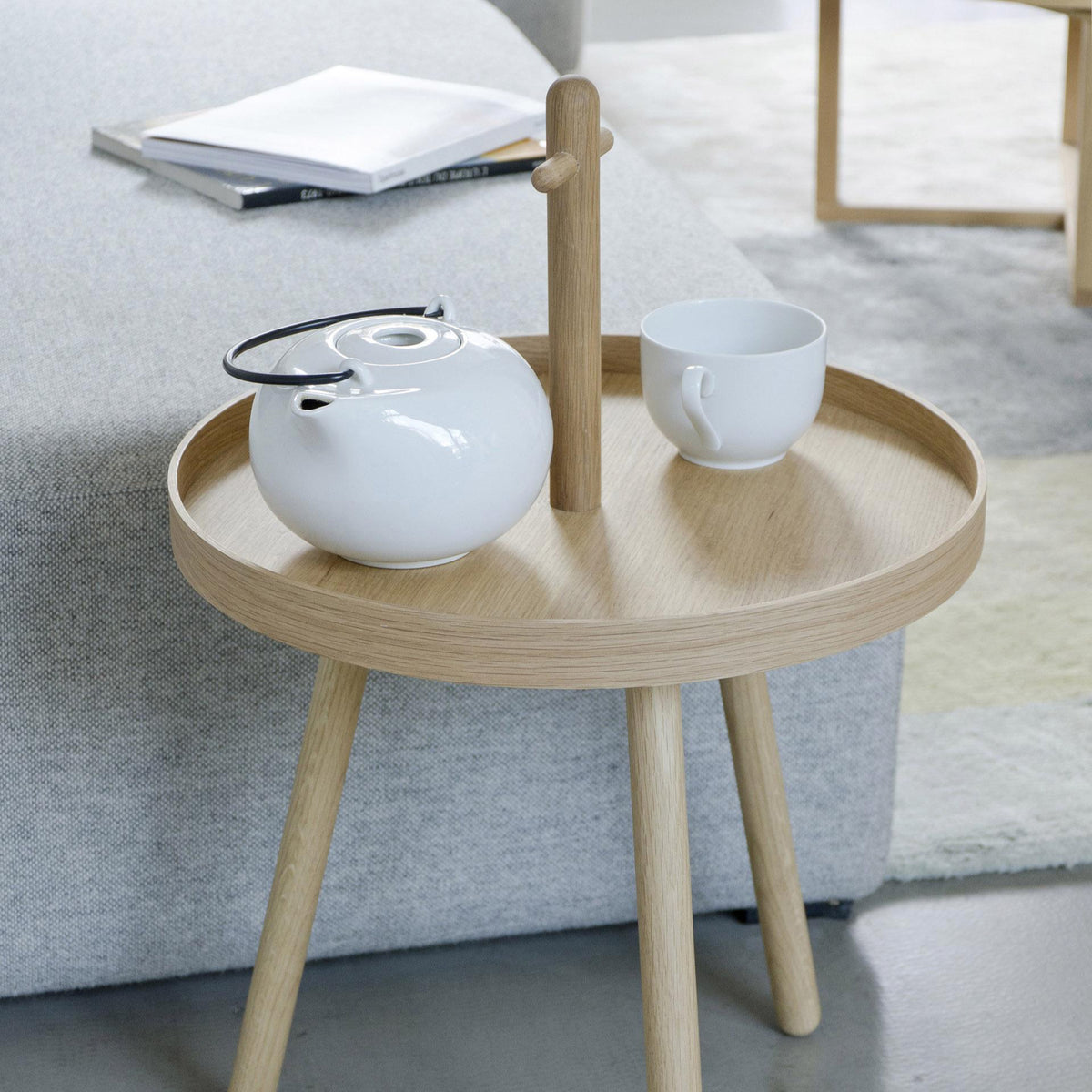 side table pick me up - oak