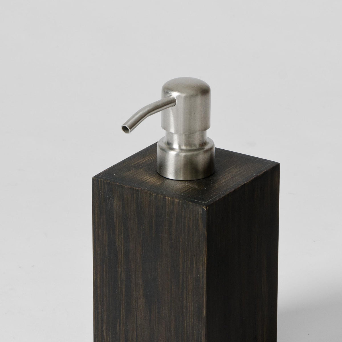 Soap pump 'Mezza' dark oak