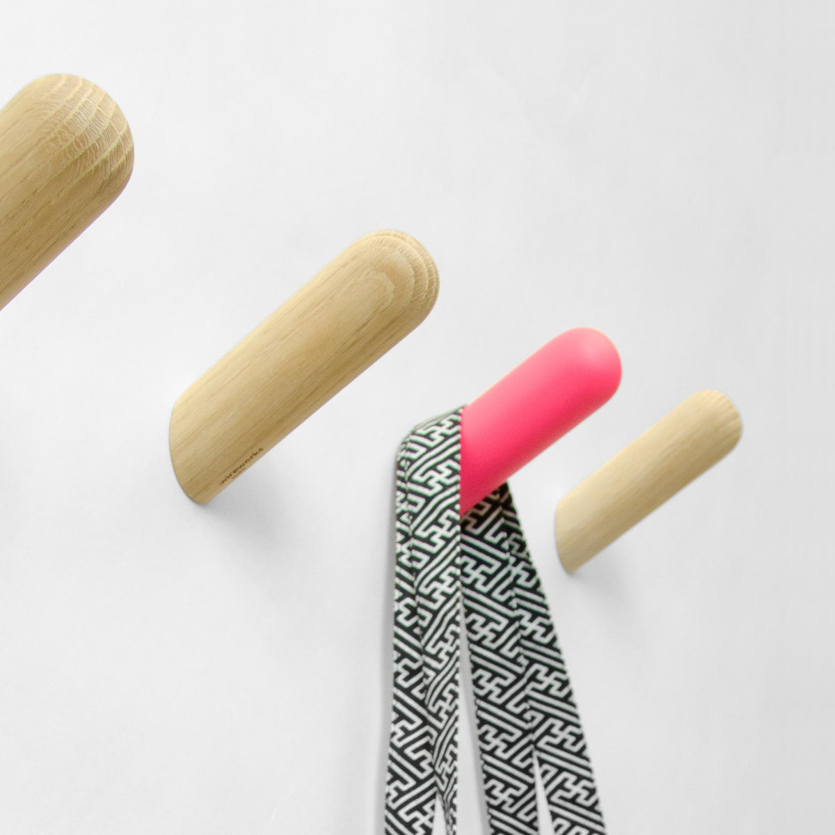 wall hook peggy sue - pink