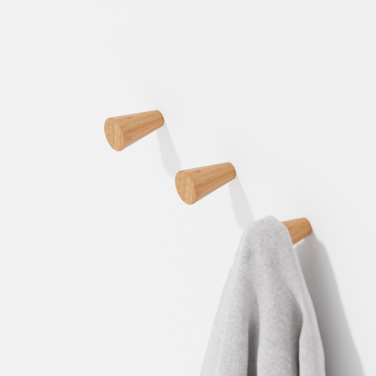 Hooks bamboo